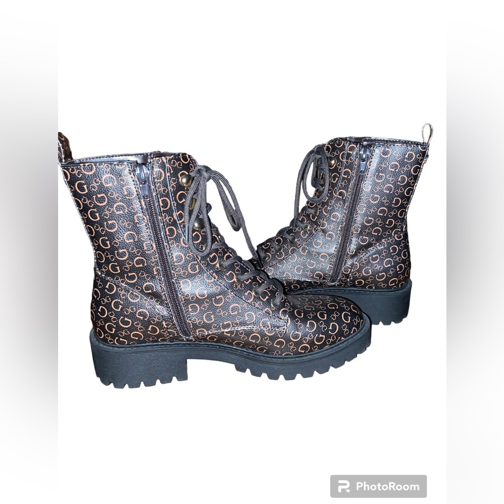 Guess Combat Boots
